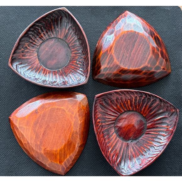 Vintage Japanese Wooden Coasters / Triangle Tea Saucers, Hand-Carved (Set of 4) - Picture 5 of 10
